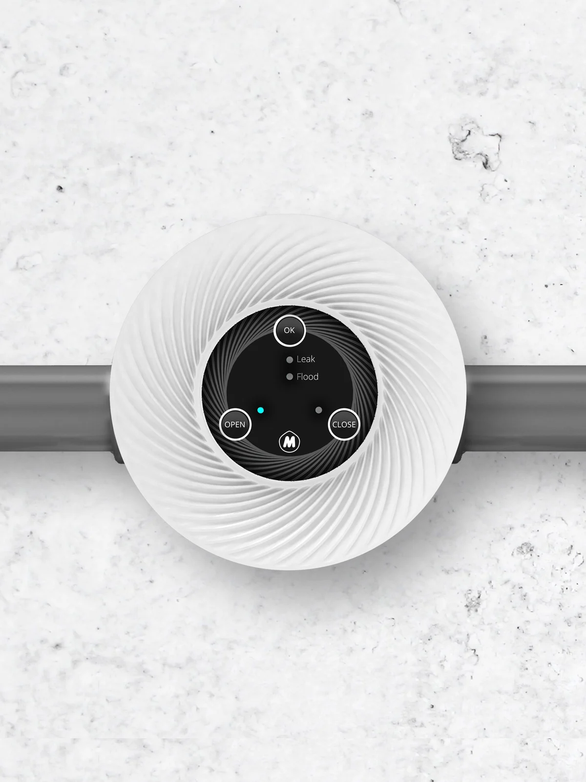Vanne communicante MClimate T-Valve LoRaWAN sur une conduite.